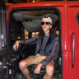 Meet your Posher, Thomas